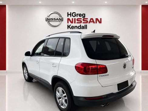 Used 2017 Volkswagen Tiguan S FWD image 2