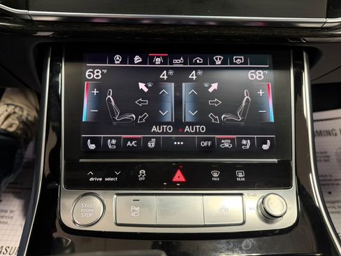 Used 2019 Audi Q8 Prestige w/ Luxury Package image 43