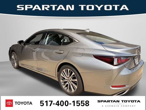 Used 2020 Lexus ES 350 w/ Premium Package FWD image 3