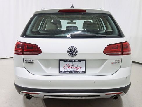 Used 2017 Volkswagen Golf Alltrack SE image 12