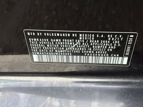 Used 2018 Volkswagen GTI SE image 27