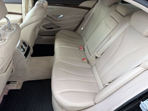 Used 2015 Mercedes-Benz S 550 Sedan image 25