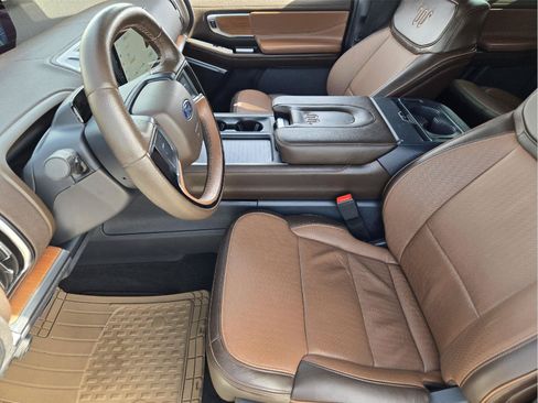 Used 2025 Ford Expedition King Ranch AWD/4WD image 12