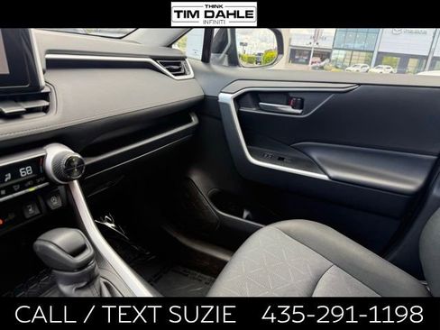 Used 2025 Toyota RAV4 XLE w/ Weather Package AWD/4WD image 6
