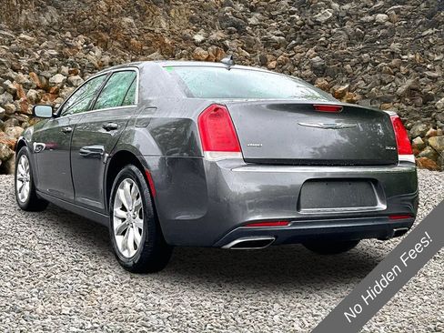 Used 2017 Chrysler 300 Limited w/ Value Package AWD/4WD image 11