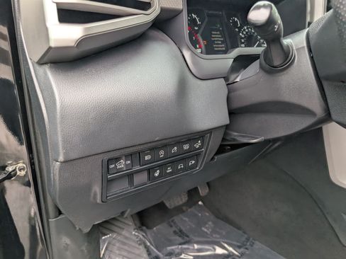Used 2022 Toyota Tundra Limited AWD/4WD image 22