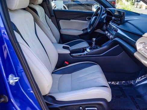 Used 2023 Acura Integra A-Spec image 17