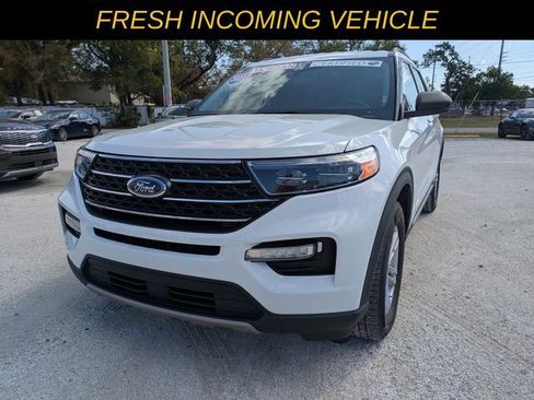 Used 2023 Ford Explorer XLT w/ Equipment Group 202A image 6
