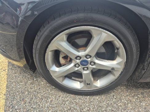 Used 2013 Ford Fusion SE FWD image 20