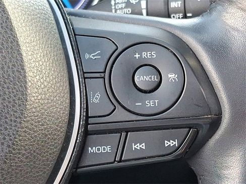 Certified 2020 Toyota RAV4 XSE image 22