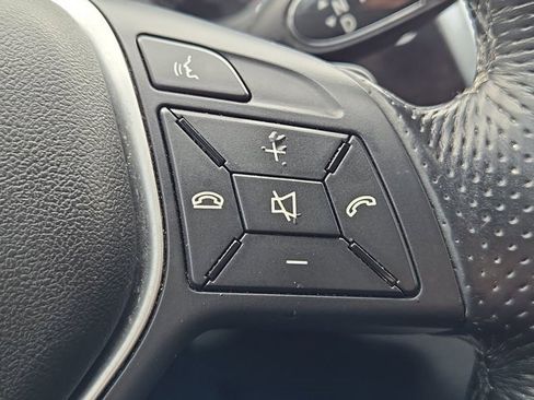 Used 2012 Mercedes-Benz E 350 4MATIC Sedan image 29