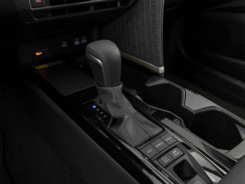 Certified 2025 Toyota Camry XLE FWD image 26