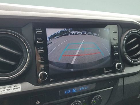 Certified 2021 Toyota Tacoma TRD Sport w/ Technology Package AWD/4WD image 17