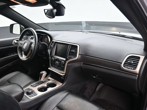 Used 2017 Jeep Grand Cherokee Limited AWD/4WD image 45