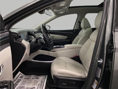 Certified 2024 Hyundai Tucson Limited AWD/4WD image 33