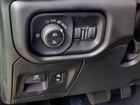 New 2026 RAM 1500 Big Horn AWD/4WD image 13