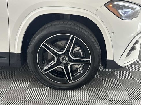 Used 2025 Mercedes-Benz GLA 250 4MATIC image 14