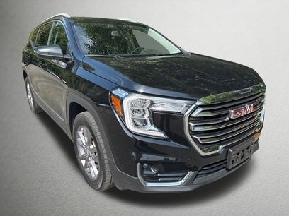 Used 2024 GMC Terrain SLT