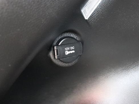 Used 2024 Jeep Compass Latitude AWD/4WD image 53
