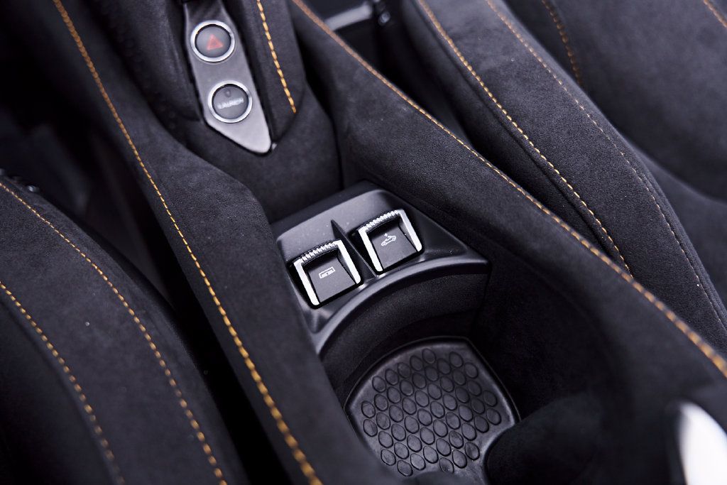 Used 2022 McLaren 765LT RWD image 91