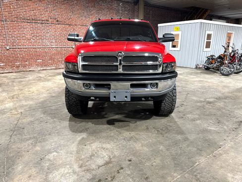 Used 1998 Dodge Ram 2500 Truck Quad Cab 6.5-ft. Bed 4WD image 2