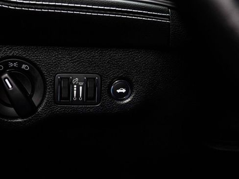 Used 2023 Dodge Challenger SRT Hellcat image 32