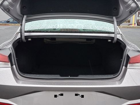 Certified 2023 Hyundai Elantra SEL w/ Cargo Package image 29