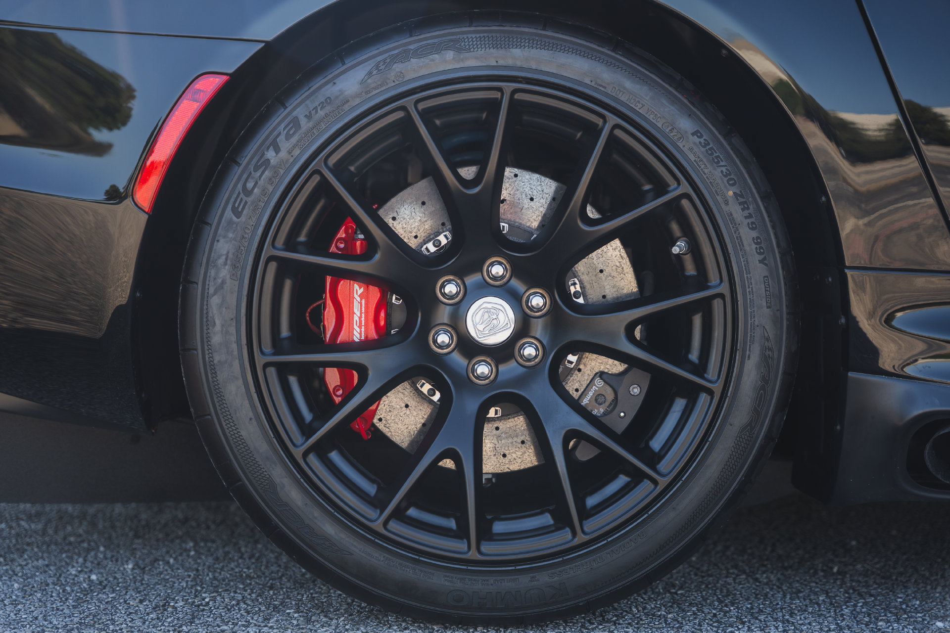 Used 2017 Dodge Viper GTC w/ ACR Package RWD image 55