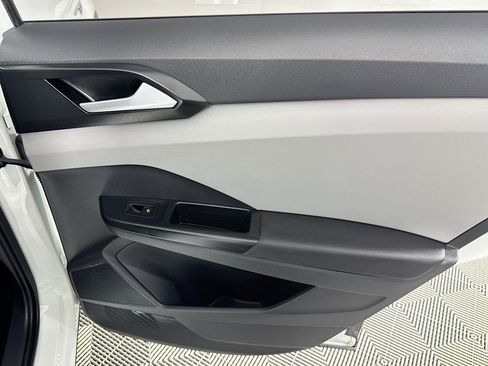 Used 2023 Volkswagen Taos S image 41