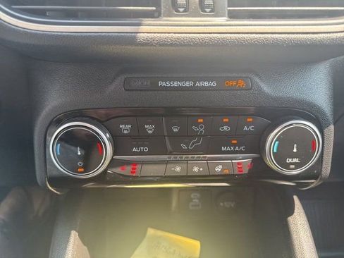 Certified 2022 Ford Escape SEL w/ Technology Package image 20