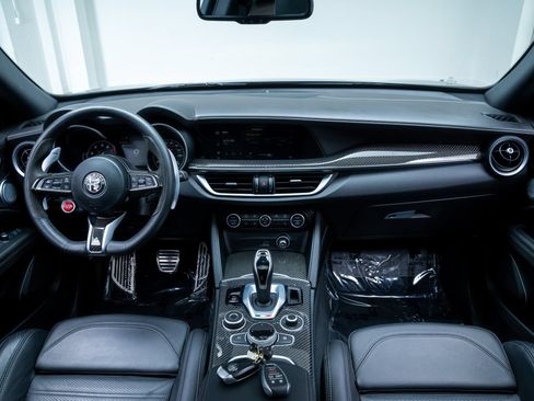Used 2022 Alfa Romeo Stelvio Quadrifoglio w/ Active Assist Plus Package AWD/4WD image 7