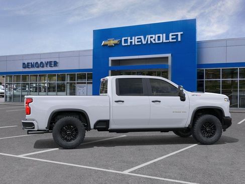 New 2026 Chevrolet Silverado 2500 ZR2 image 5