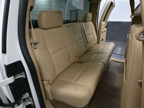 Used 2013 Chevrolet Silverado 2500 LTZ w/ LTZ Plus Package image 42