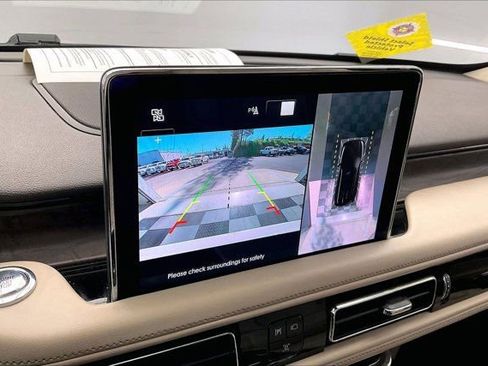 Used 2020 Lincoln Aviator Reserve w/ Equipment Group 202A image 24