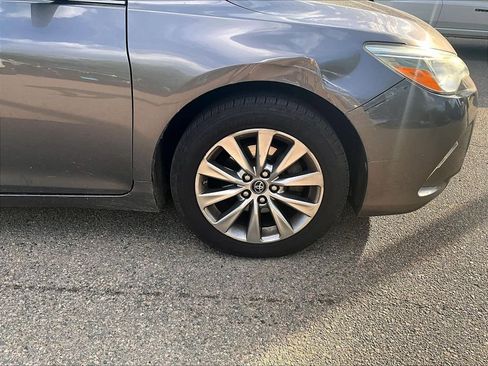 Used 2017 Toyota Camry XLE w/ Advanced Technology Package FWD image 7