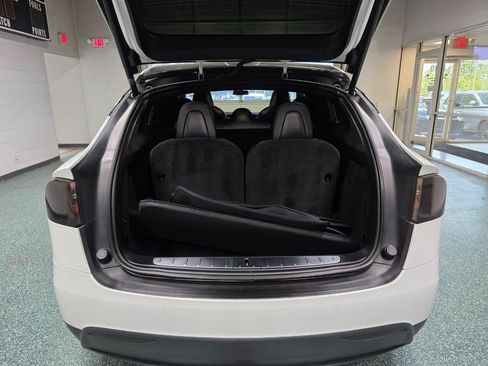 Used 2017 Tesla Model X 100D AWD/4WD image 23