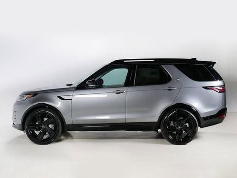 New 2026 Land Rover Discovery Dynamic SE image 6