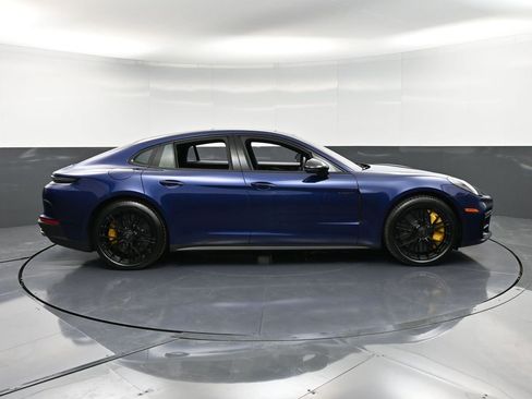 New 2026 Porsche Panamera Turbo S image 9