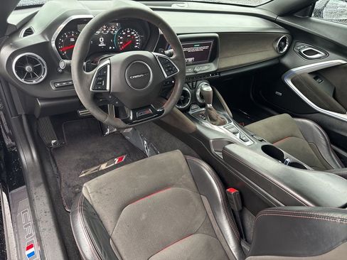 Used 2018 Chevrolet Camaro ZL1 image 12