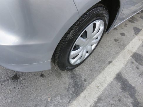 Used 2013 Honda Fit image 34