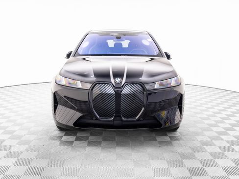 New 2026 BMW iX xDrive45 image 9