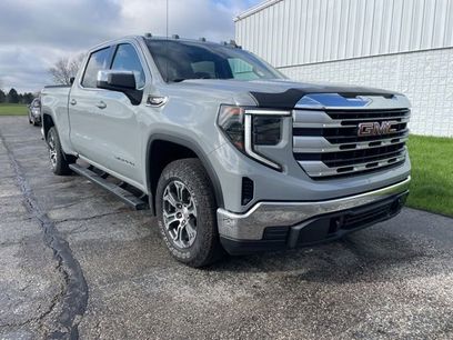 Used 2024 GMC Sierra 1500 SLE w/ Preferred Package