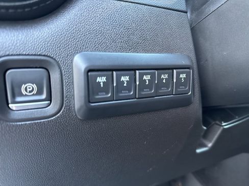 Used 2023 Chevrolet Silverado 3500 LTZ image 19