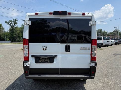 Used 2025 RAM ProMaster 2500 w/ U-Haul Equipment Group FWD image 14