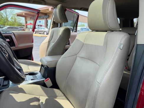 Used 2018 Toyota 4Runner Limited image 27