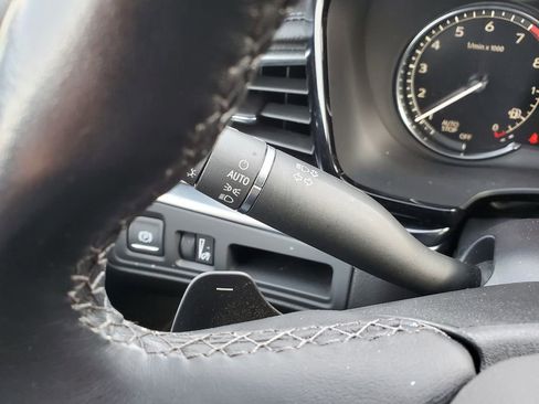 Used 2023 Cadillac XT6 Premium Luxury image 26