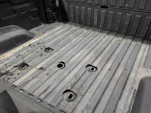 Used 2022 GMC Sierra 3500 Denali AWD/4WD image 7