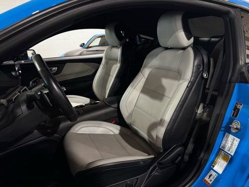 Used 2024 Ford Mustang GT Premium RWD image 5