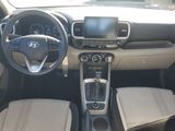 Certified 2022 Hyundai Venue SEL image 2