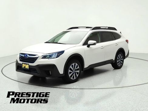 Used 2021 Subaru Outback Premium AWD/4WD image 3